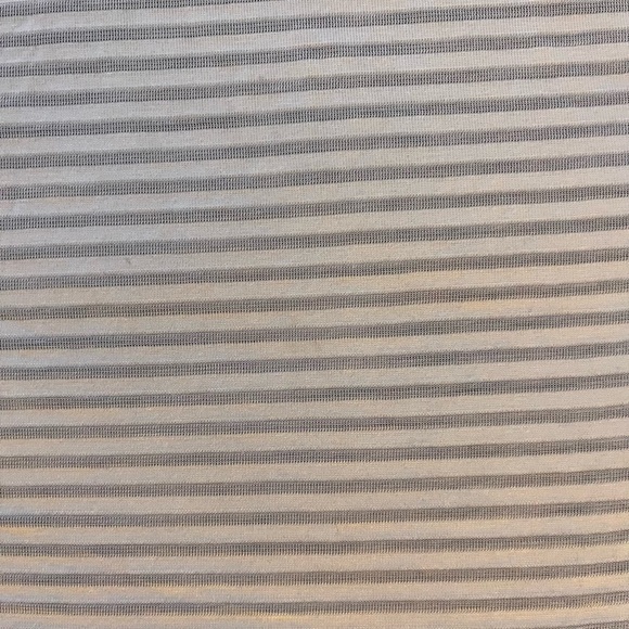 Lululemon. Size 10. White Tank Top. New with tags. - Picture 8 of 8